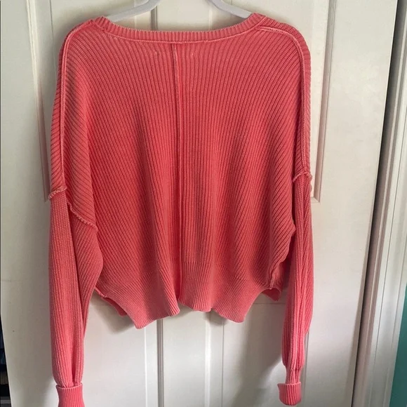NWOT Aerie Coral Crew Neck Sweater - Picture 4 of 5